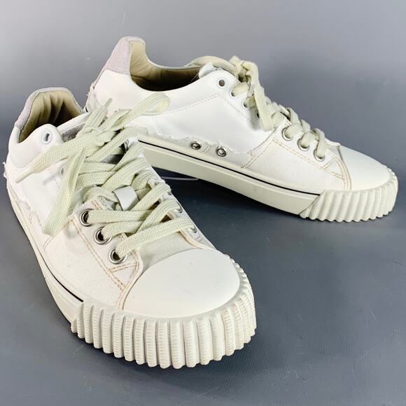 Size 5 White Leather Canvas Distressed Low Top Sneakers - Picture 1 of 8